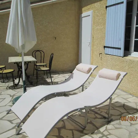 Le Petit Vigneron Apartamento Capestang